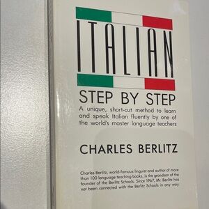 Italian step by step language learning Charles Berlitz book